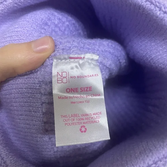 Purple butterfly beanie - Picture 3 of 3